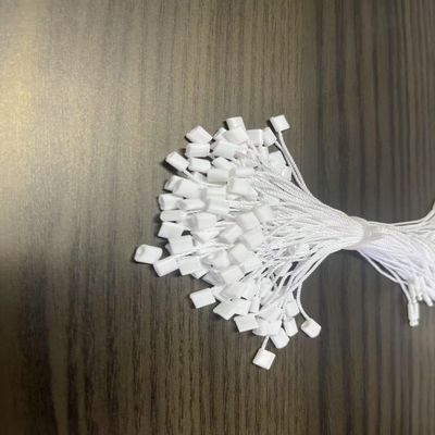 Vêtements en polyester blanc boucle de sécurité étiquette en plastique fixateur universel