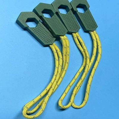 500pcs de combinaison de silicone en plastique avec fermeture à glissière