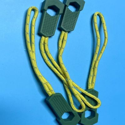 500pcs de combinaison de silicone en plastique avec fermeture à glissière