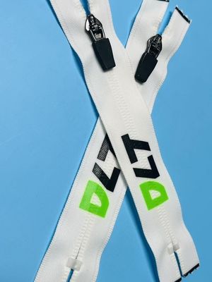 Vêtements en vrac résistant aux intempéries Plastique Polyester Fermeture à glissière Slider personnalisé