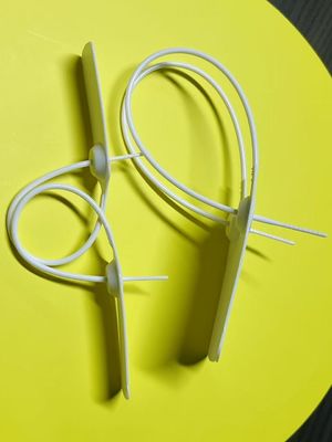 Étiquette de sécurité en tissu en plastique blanc en vrac sur les vêtements Rectangle