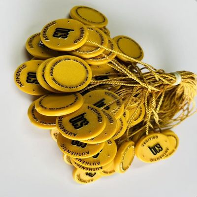 10 pouces jaune étiquette en plastique fixateur boucle verrouiller épingles étiquette pour les vêtements