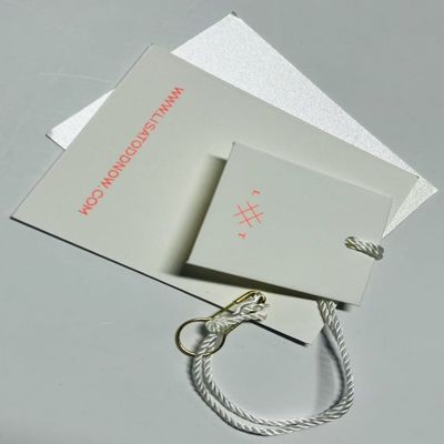 Couleur complète en papier durable Vêtements Jacket Hang Tag personnalisé