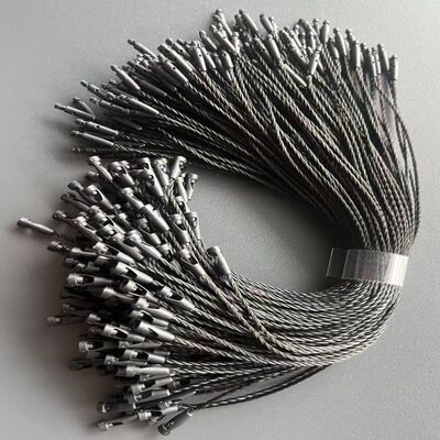 Attaches-étiquettes flexibles en nylon adaptés à diverses industries, offrant une fixation solide et sécurisée et des solutions polyvalentes